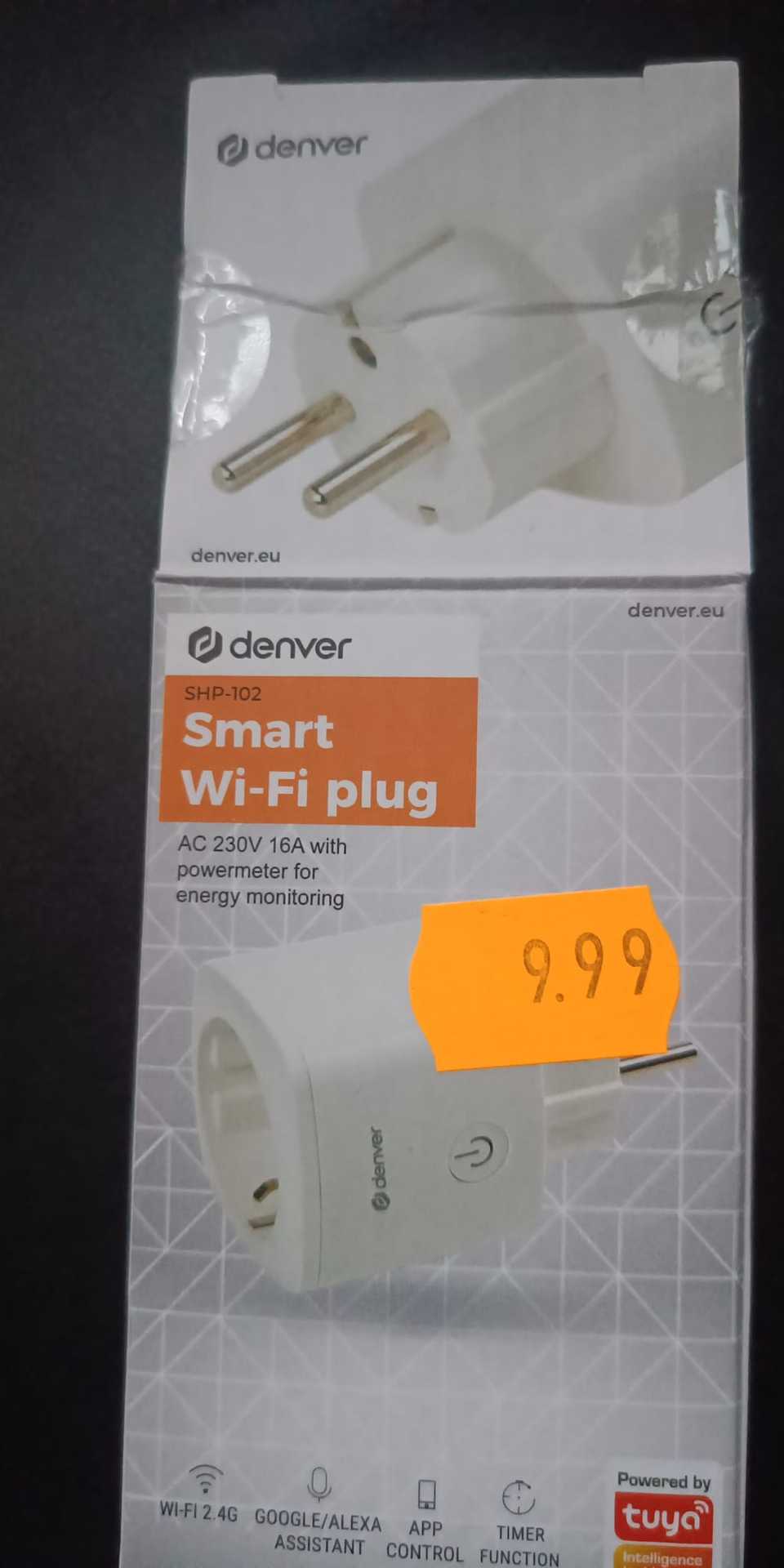 plug with box plug with box